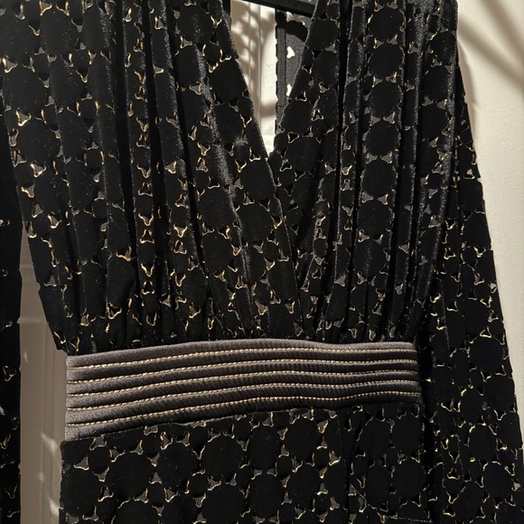 ZHIVAGO Level Laser-Cut Velvet Midi Dress - Picture 2 of 4